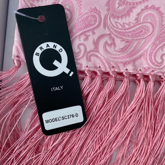 2/$45 NWT Brand Q fancy scarf - Picture 4 of 5